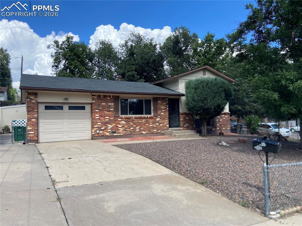 3670 Overton St., Colorado Springs, CO 80910