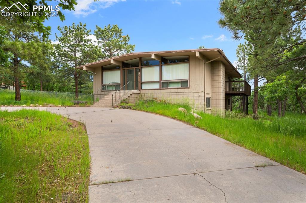 2506 Parkview Blvd., Colorado Springs, CO 80906