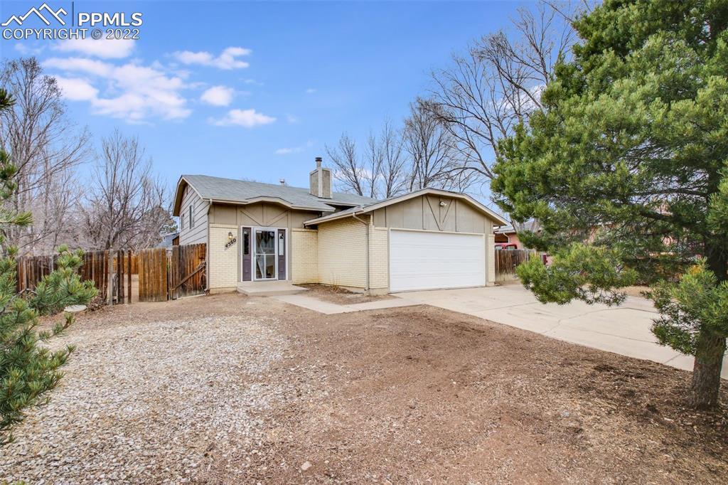 4560 Gatewood Dr., Colorado Springs, CO 80916