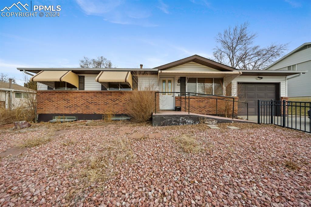 2110 Montezuma Dr., Colorado Springs, CO 80910