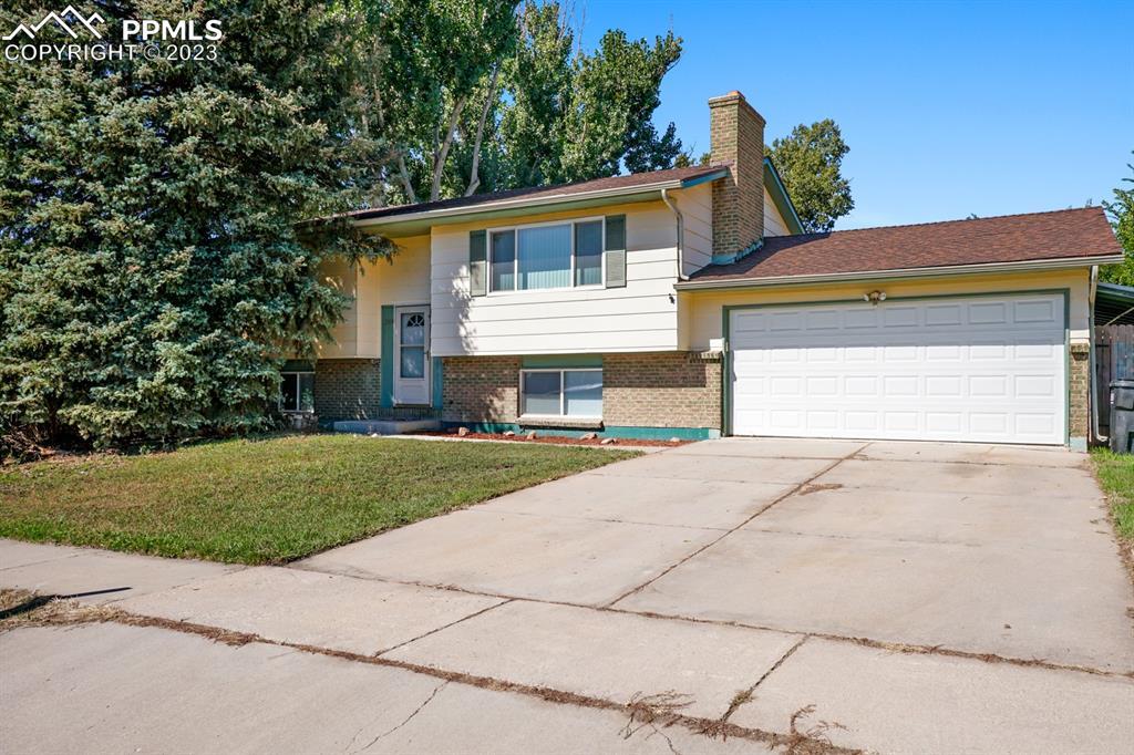 2854 Shadowglen Dr., Colorado Springs, CO 80918