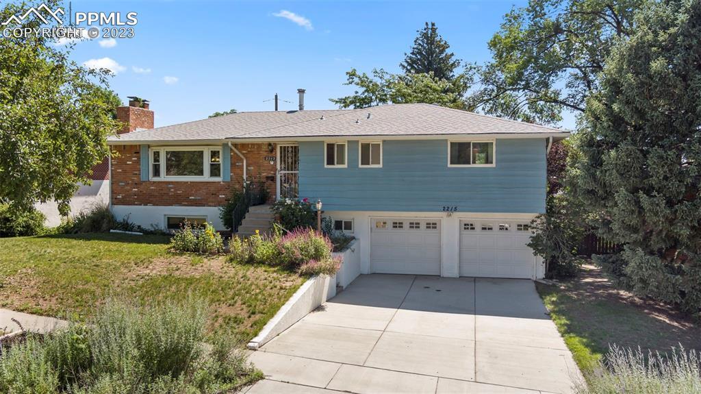 2215 Warwick Ln., Colorado Springs, CO 80909