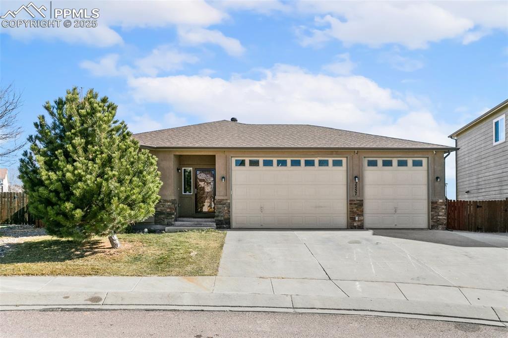 2257 Blue Fescue Ct., Colorado Springs, CO 80915