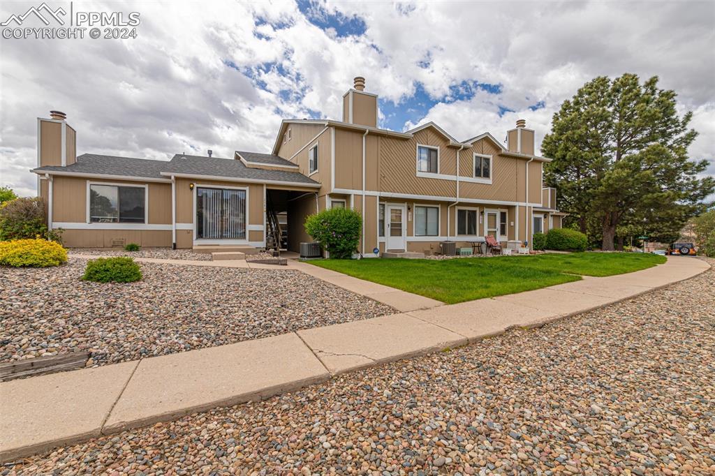 2841 Hearthwood Ln., Colorado Springs, CO 80917