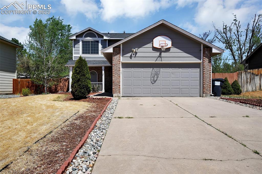 630 Lindstrom Dr., Colorado Springs, CO 80911