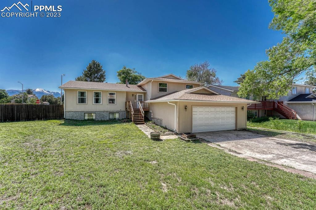 6302 Lange Dr., Colorado Springs, CO 80918