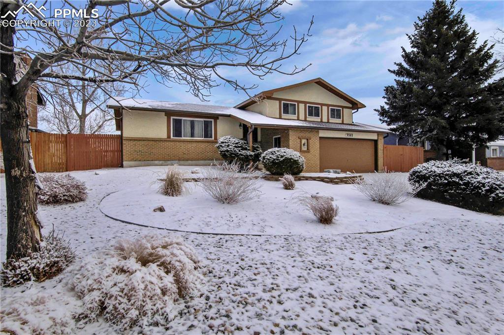 5565 Escapardo Way, Colorado Springs, CO 80917