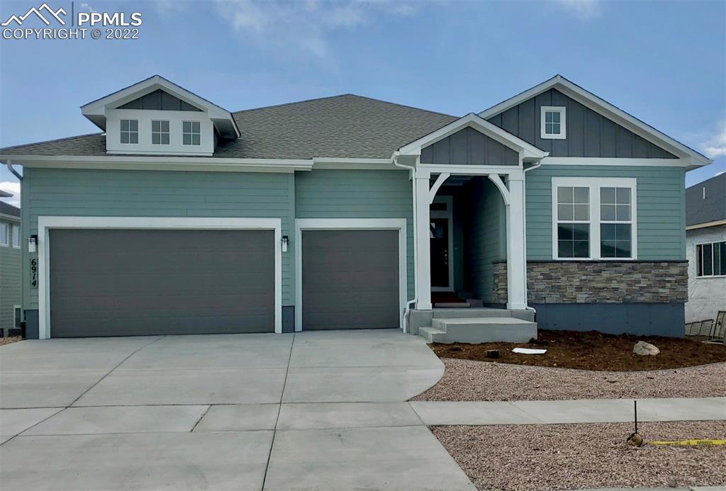 6914 Enclave Vista Loop, Colorado Springs, CO 80924