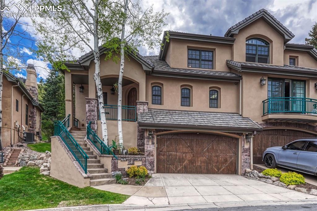 1265 Log Hollow Point, Colorado Springs, CO 80906