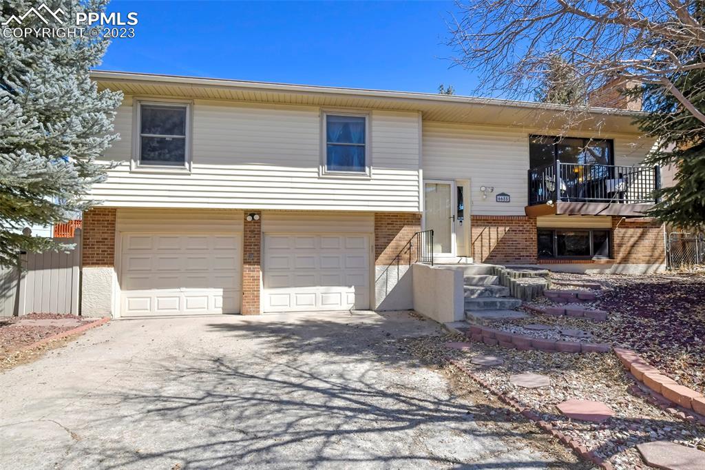 6685 Brook Park Dr., Colorado Springs, CO 80918