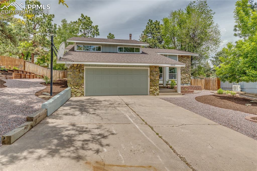 3858 Deepgreen Ln., Colorado Springs, CO 80917