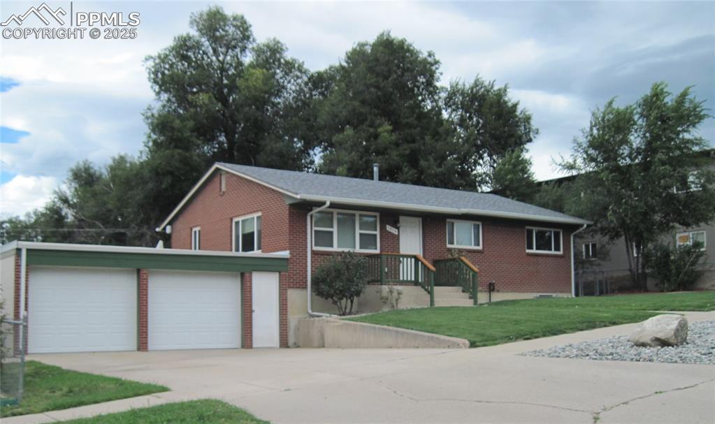 1014 Alexander Rd., Colorado Springs, CO 80909