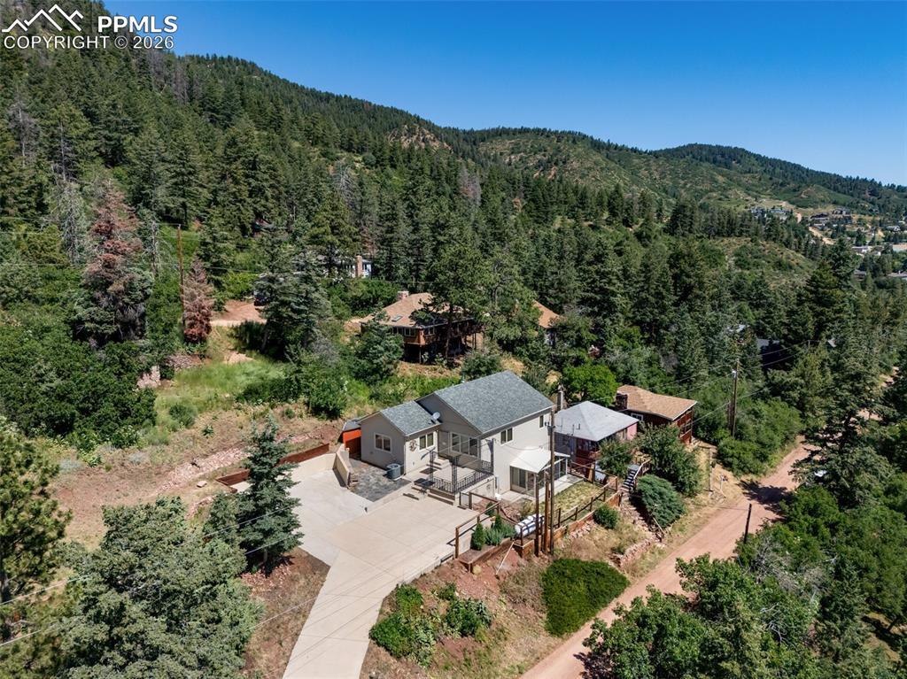 382 Largo Ave., Palmer Lake, CO 80133