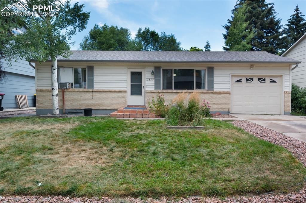 3872 Surrey Ln., Colorado Springs, CO 80918