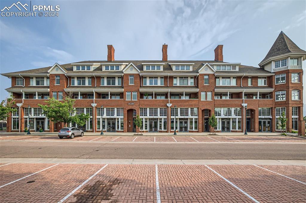 201 E Las Animas St. #207, Colorado Springs, CO 80903