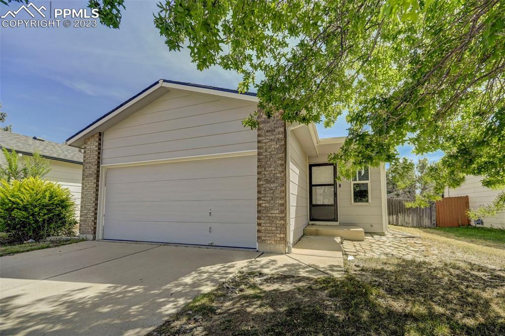 4620 Dooley Way, Colorado Springs, CO 80911