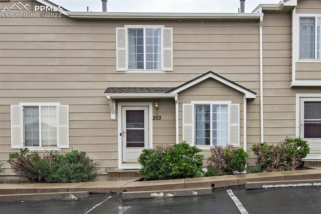 203 Ellers Grove, Colorado Springs, CO 80916