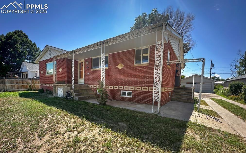 1517 Bragdon Ave., Pueblo, CO 81004