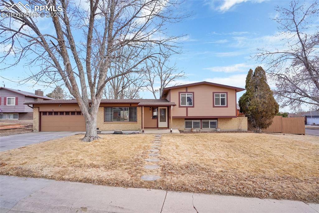 3 W Clover Cir., Colorado Springs, CO 80906