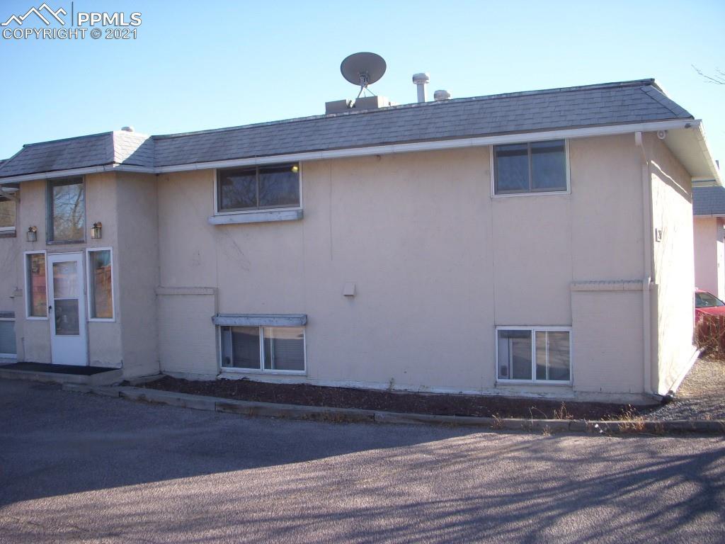 2141 Preuss Rd. #C, Colorado Springs, CO 80910