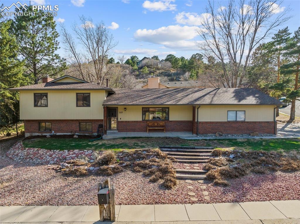 1165 Big Valley Dr., Colorado Springs, CO 80919