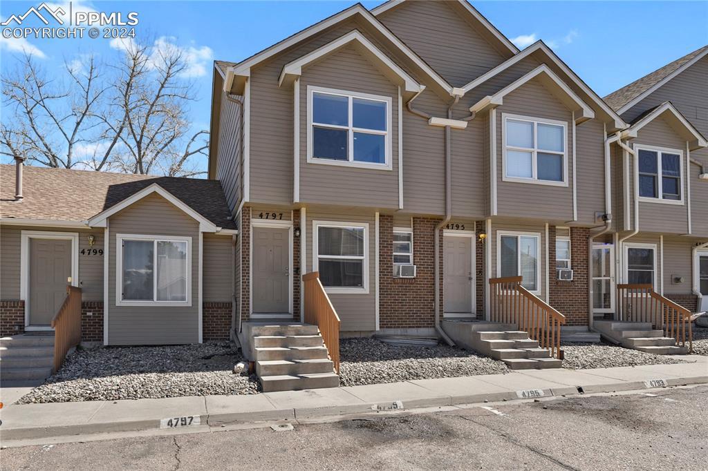 4797 Live Oak Dr., Colorado Springs, CO 80916