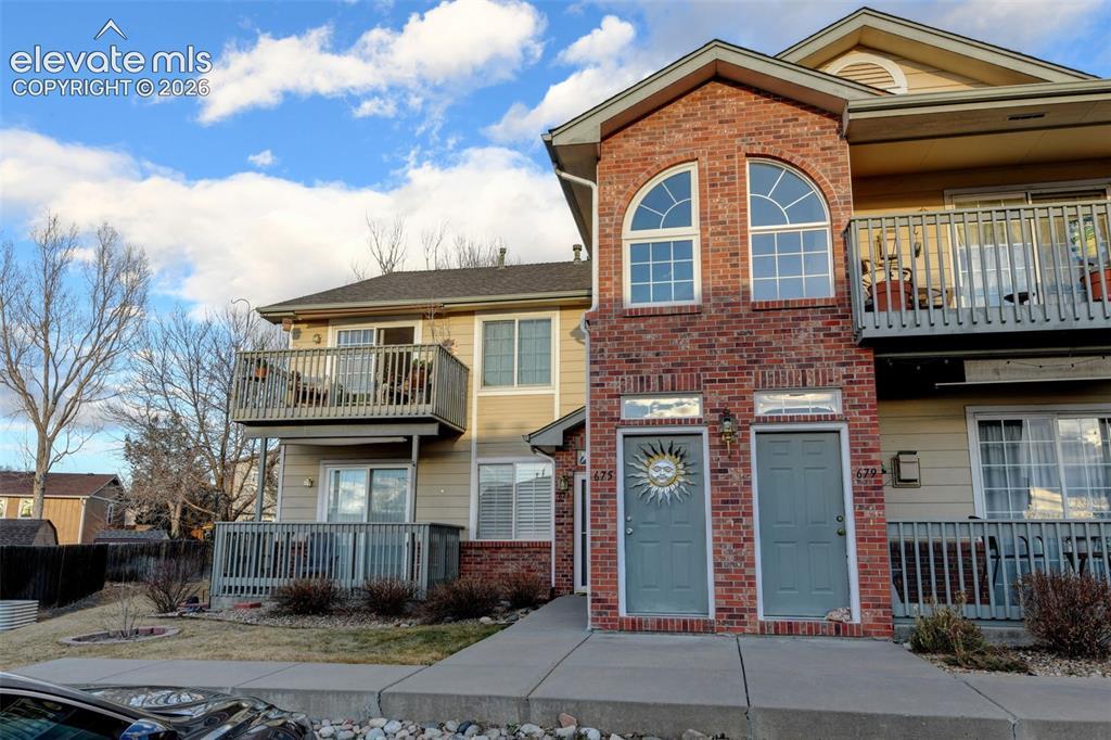 675 Canyon Dr., Castle Rock, CO 80104