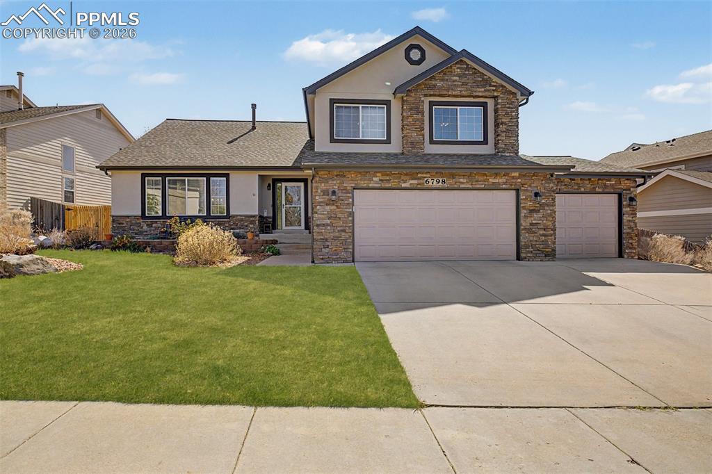 6798 Bitterroot Dr., Colorado Springs, CO 80923