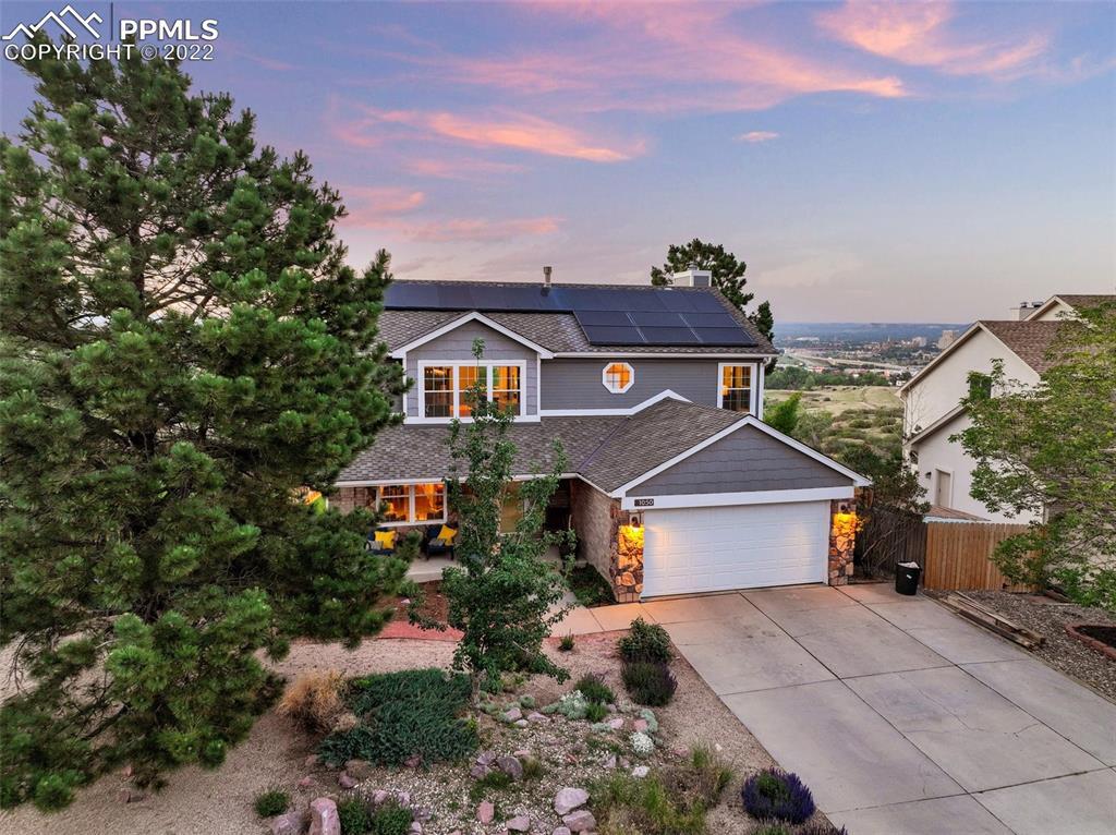 1050 Beacon Bluff Ct., Colorado Springs, CO 80905