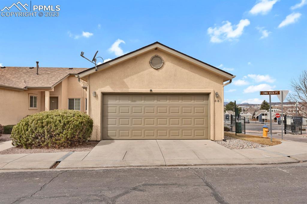 616 Cima Vista Point, Colorado Springs, CO 80916