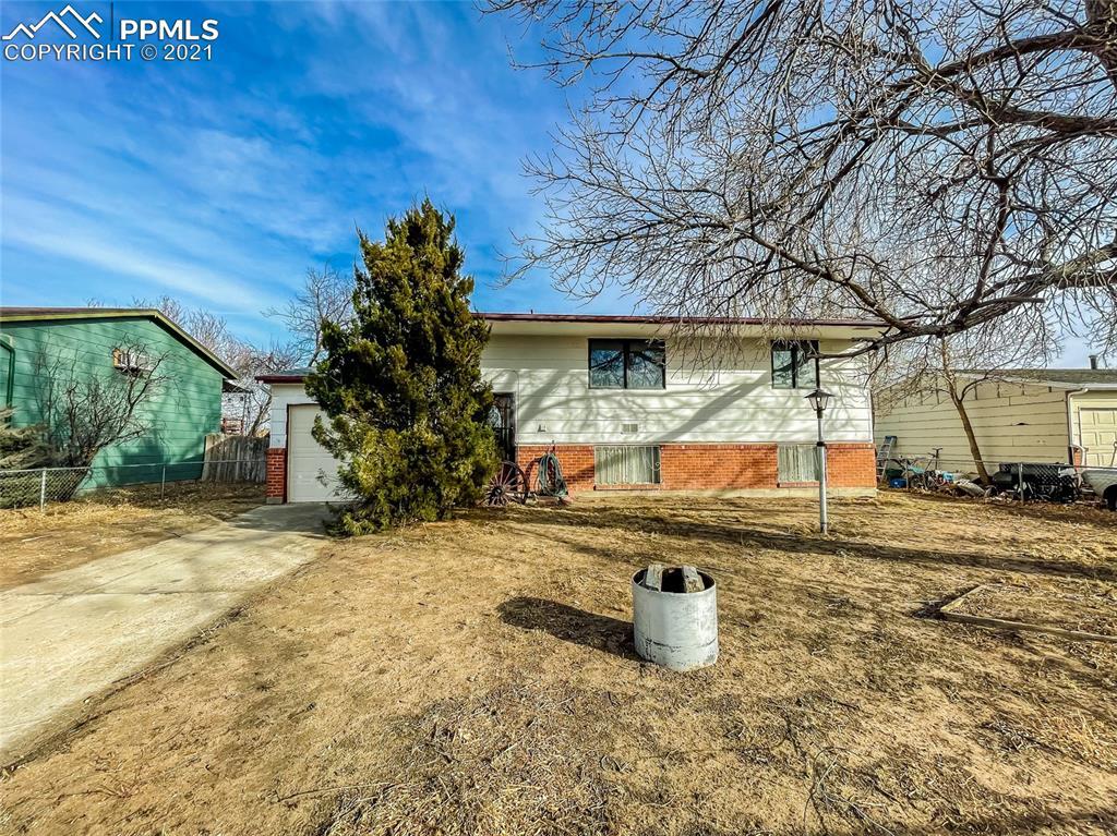 1605 Mineola St., Colorado Springs, CO 80915
