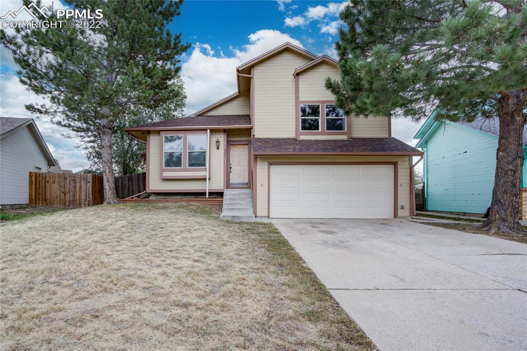 925 Tammany Dr., Colorado Springs, CO 80916