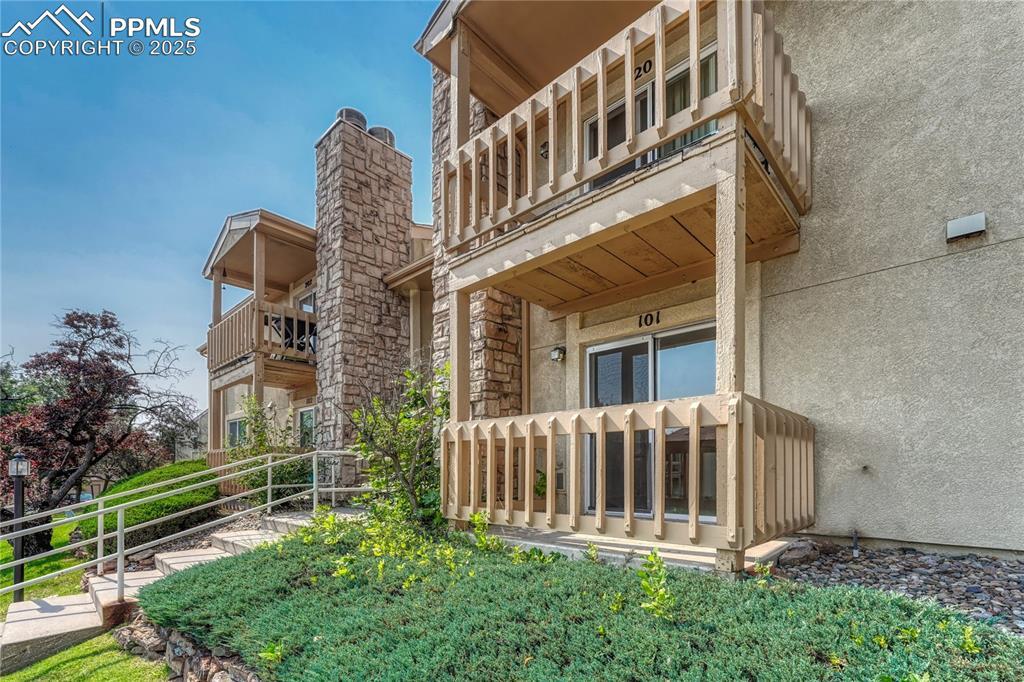 910 Tenderfoot Hill Rd. #101, Colorado Springs, CO 80906
