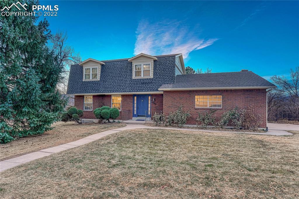 1560 Branding Iron Dr., Colorado Springs, CO 80915