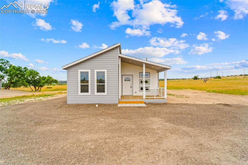 4828 Hicklin Dr., Colorado City, CO 81019
