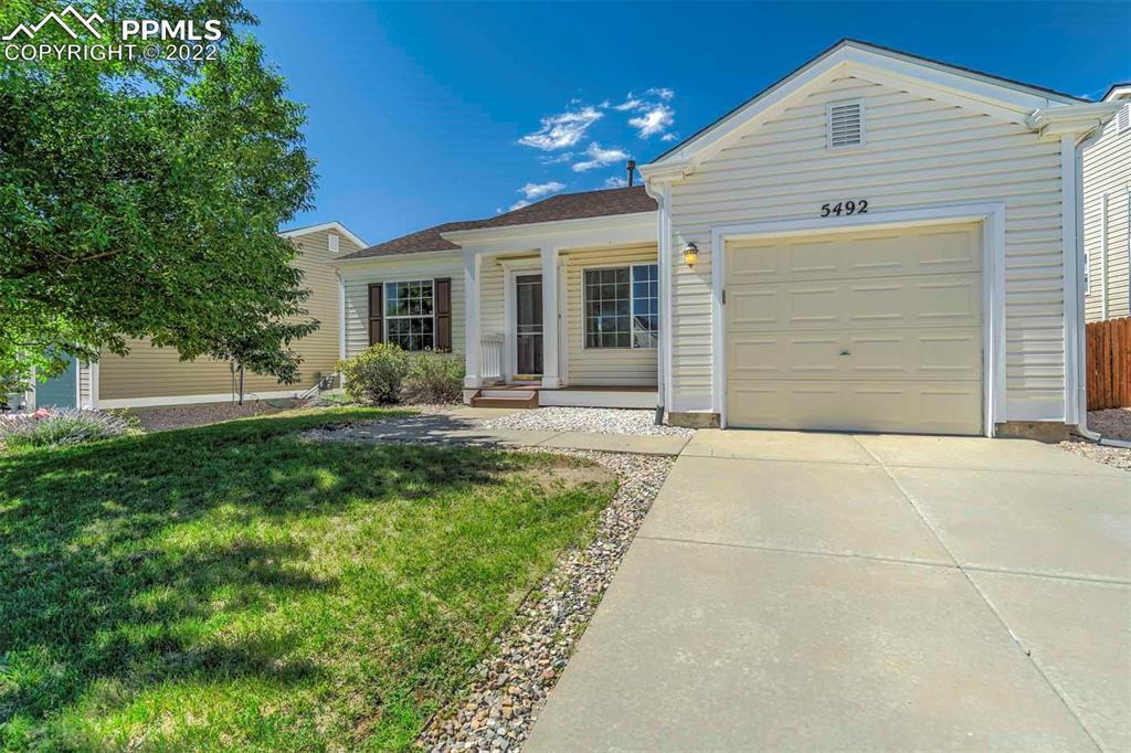 5492 Anna Lee Way, Colorado Springs, CO 80923