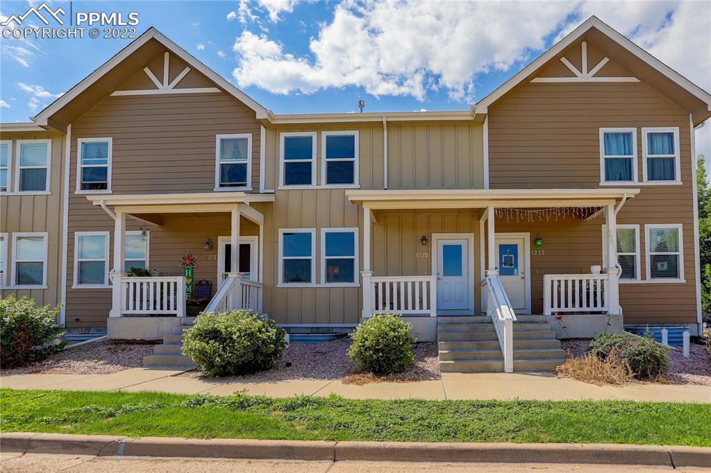 1225 Flycatcher Ln., Colorado Springs, CO 80916