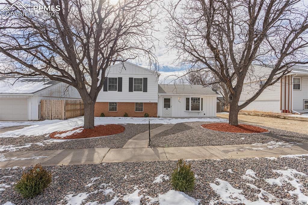 2923 Hayman Ter., Colorado Springs, CO 80910