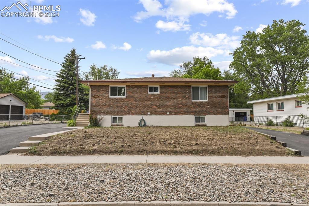 1410 Custer Ave., Colorado Springs, CO 80903