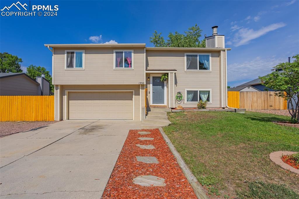 1330 Shadberry Ct., Colorado Springs, CO 80915