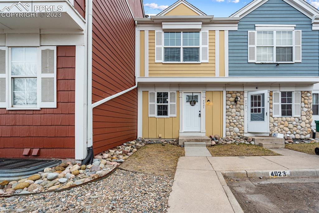 4027 Charleston Dr., Colorado Springs, CO 80916