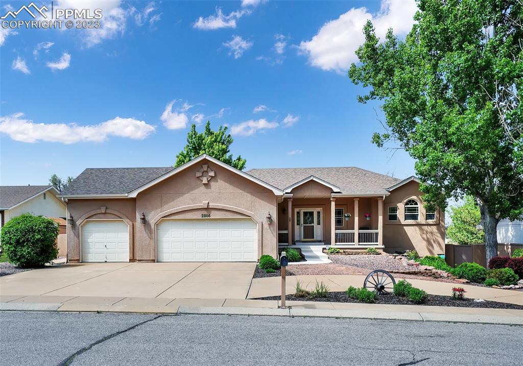 2806 Country Club Cir., Colorado Springs, CO 80909