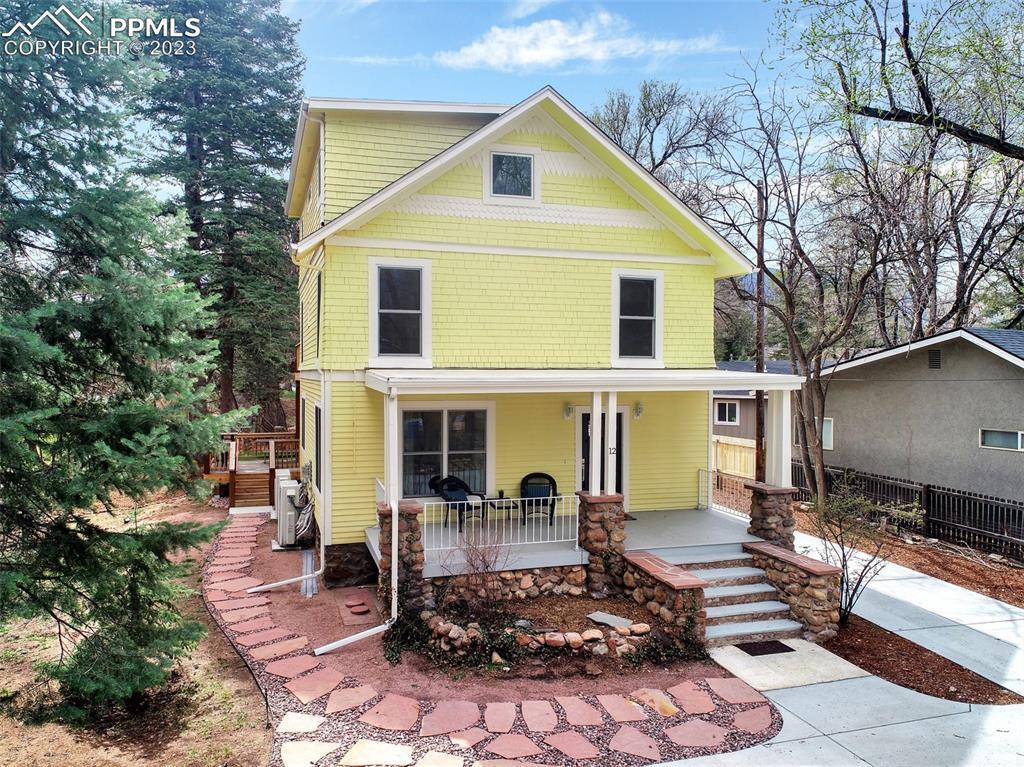 12 Alsace Way, Colorado Springs, CO 80906