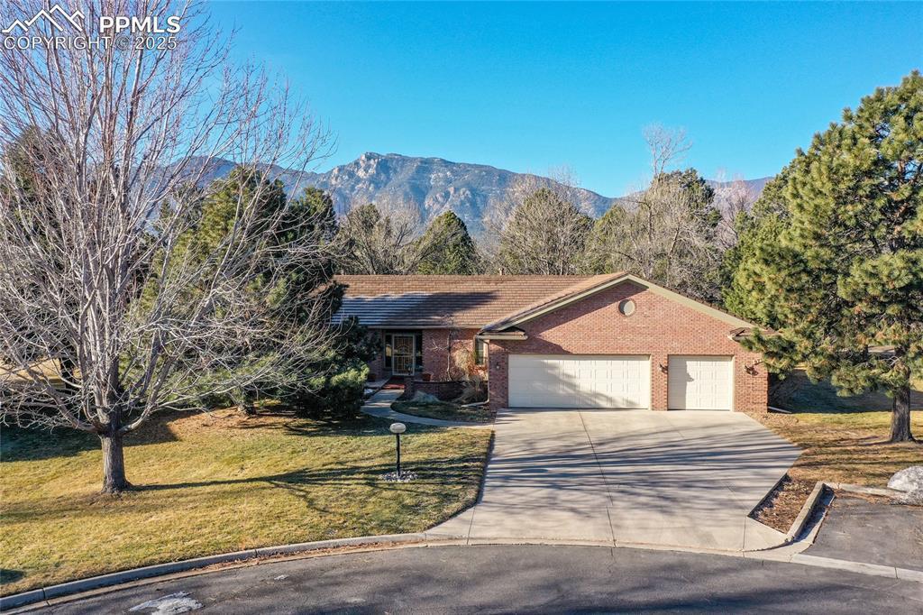 2759 Ashgrove St., Colorado Springs, CO 80906