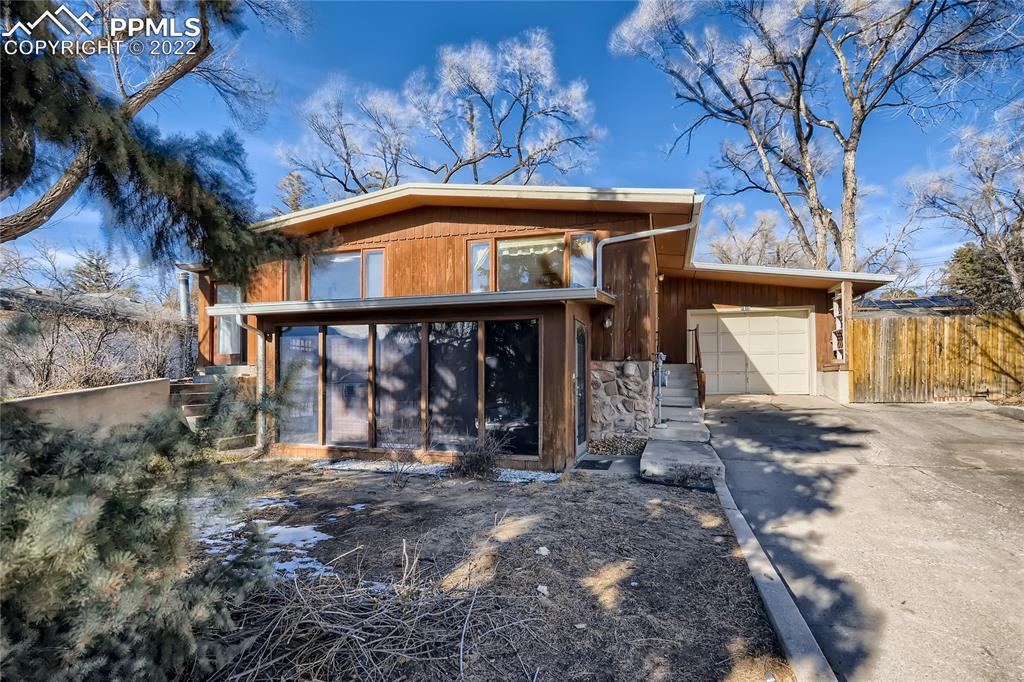 1810 Koshare Dr., Colorado Springs, CO 80904