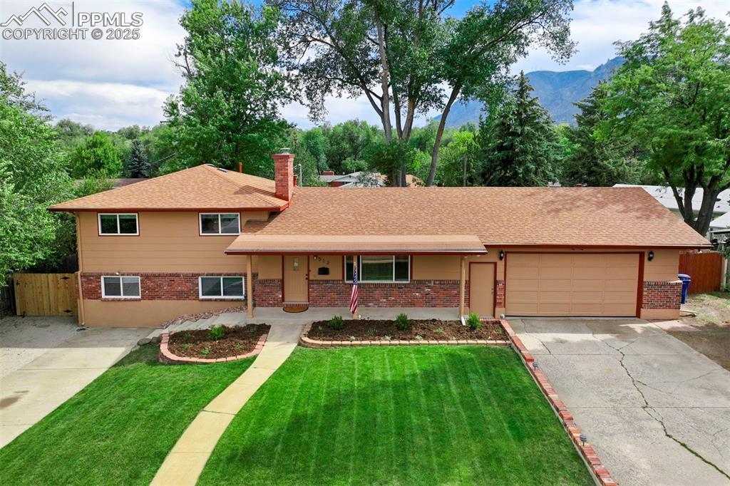 513 Arapahoe Dr., Colorado Springs, CO 80905