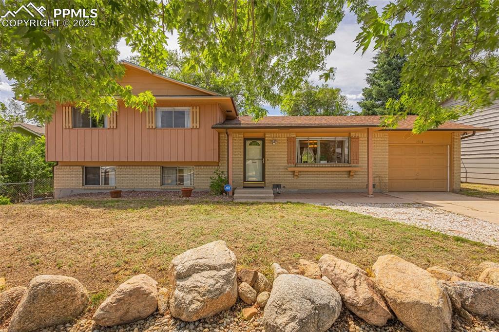 2314 Wold Ave., Colorado Springs, CO 80909