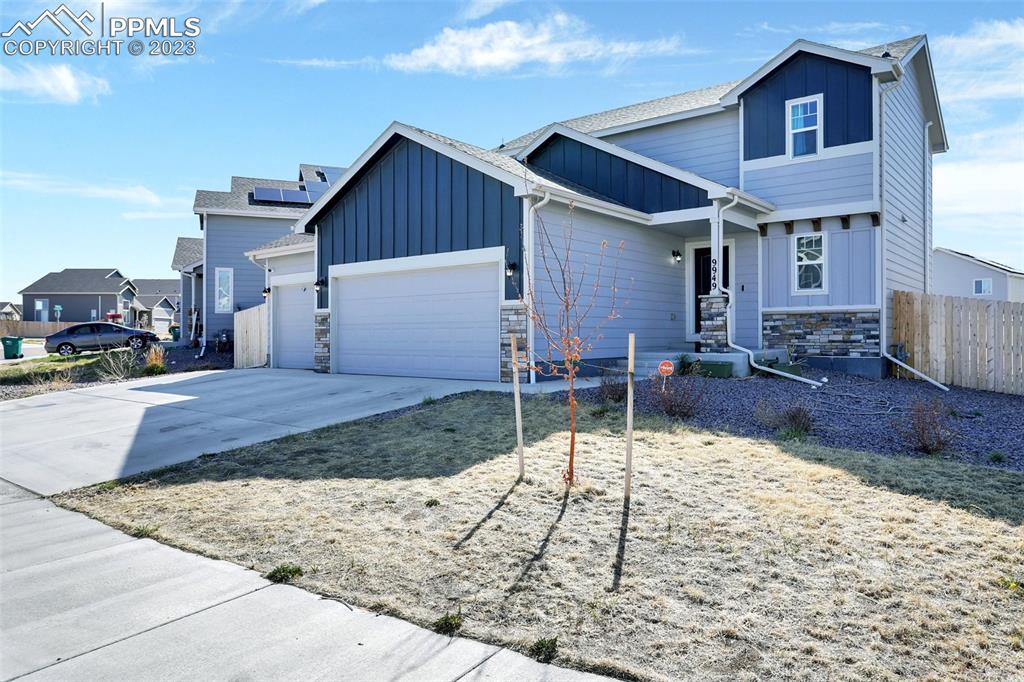 9949 Castor Dr., Colorado Springs, CO 80925