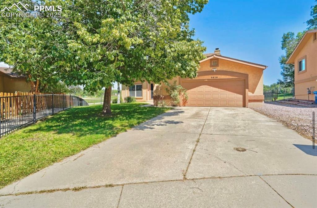 4410 Valencia Cir., Colorado Springs, CO 80917