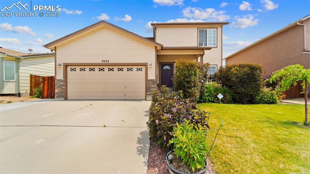 7453 Sun Prairie Dr., Colorado Springs, CO 80925